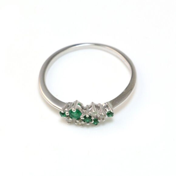 Silver Dazzling May Birthstone Ring, Green Cubic Zirconia Cluster Jewelry - Picture 6 of 9